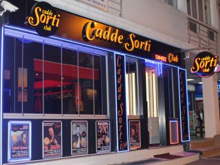 CADDE SORTİ PLEKSİ LUTU HARF TABELA & CEPHE GİYDİRME